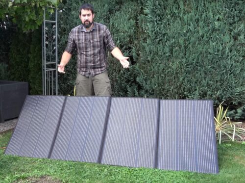 BLUETTI Solarpanel 200W Faltbar | 23,4% Wirkungsgrad • 3 Standfüße photo review