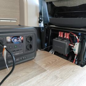 BLUETTI Charger 1 | Chargeur Alternateur 560W 6× Plus Rapide photo review