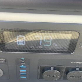 BLUETTI Solarpanel 200W Faltbar | 23,4% Wirkungsgrad • 3 Standfüße photo review