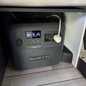 BLUETTI AC200L Power Station 2048Wh Espandibile | Fino a 8192Wh photo review