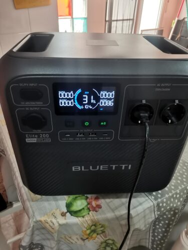 BLUETTI AC70 Estación de Energía 768Wh 1000W | Power Lifting 2000W photo review
