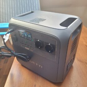 BLUETTI AC70 Powerstation 768Wh 1000W | Power Lifting 2000W photo review