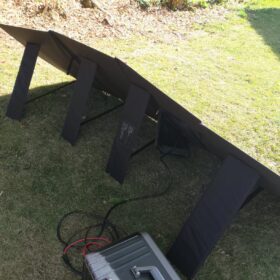 BLUETTI Solarpanel 200W Faltbar | 23,4% Wirkungsgrad • 3 Standfüße photo review