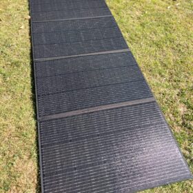 BLUETTI Solarpanel 200W Faltbar | 23,4% Wirkungsgrad • 3 Standfüße photo review