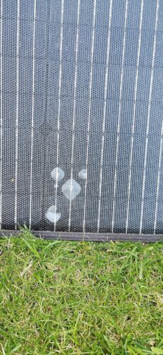 BLUETTI Solarpanel 200W Faltbar | 23,4% Wirkungsgrad • 3 Standfüße photo review