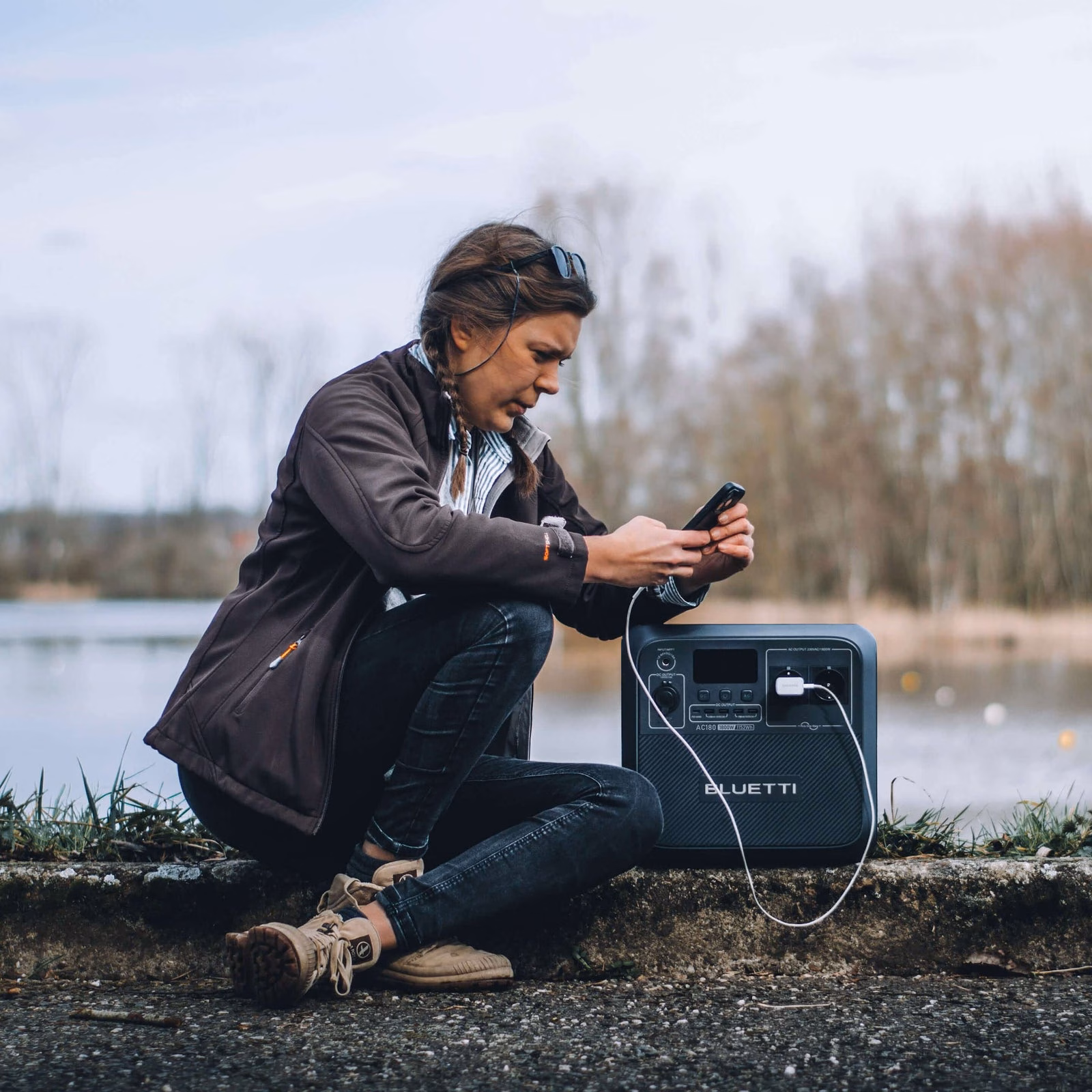 BLUETTI AC180 Powerstation 1152Wh | LiFePO4 Solargenerator – Produktbild 4